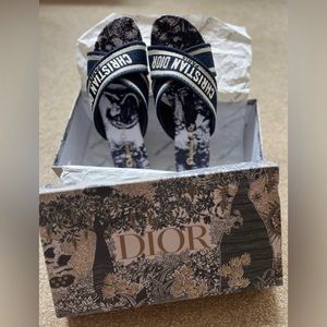 Dior Sandals size 38.